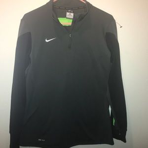 Nike drifit half zip